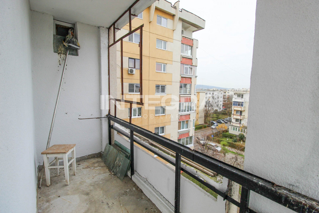 Vand Apartament 2 Camere Decomandat | 50 mp | Zona Intre Lacuri 