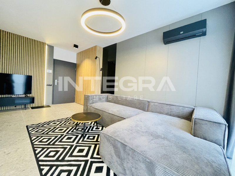 Vand Apartament Lux | 2 Camere Cu o Terasa Spatioasa | In Azoria Frunzisului