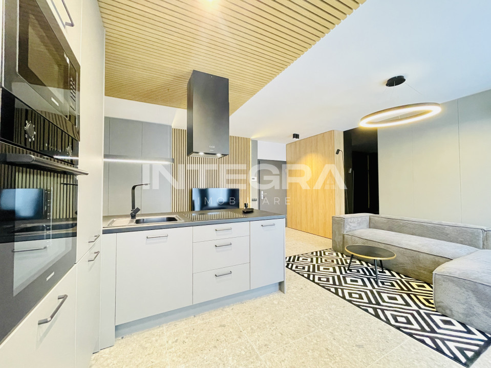 Vand Apartament Lux | 2 Camere Cu o Terasa Spatioasa | In Azoria Frunzisului