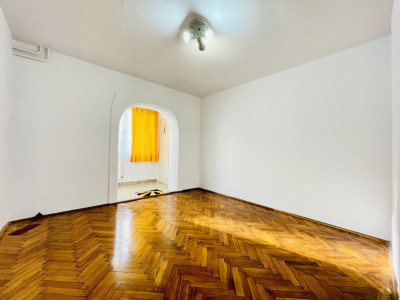 Vand Apartament 2 Camere Decomandate | Finisat | Zona Zorilor