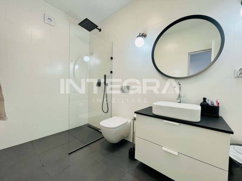 Inchiriez Apartament De Lux, 2 Camere, + Parcare Subterana, Zona Zorilor 