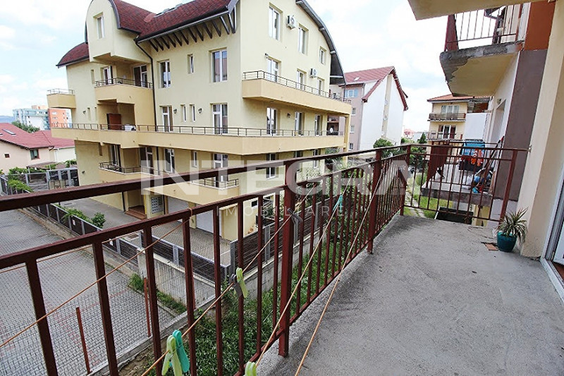 Doua Camere Decomandate + Terasa! Zona Spitalului de Recuperare!