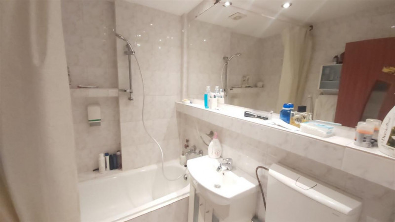 Exclusivitate! Apartament Modern 3 Camere Etaj Intermediar Zona Centrala