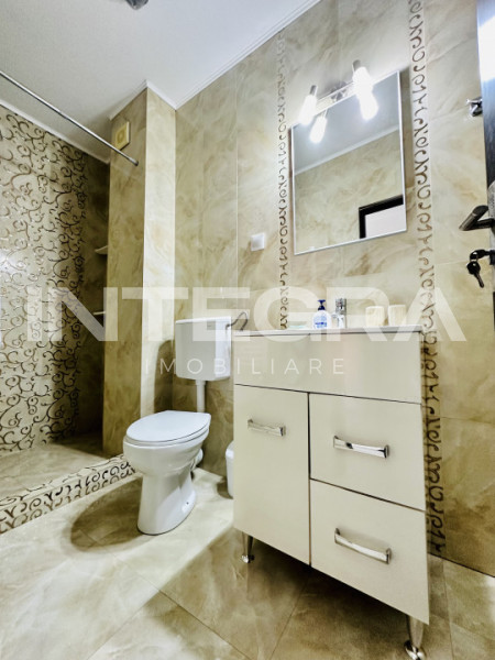 Apartament cu 3 Camere in Zona Centrala 