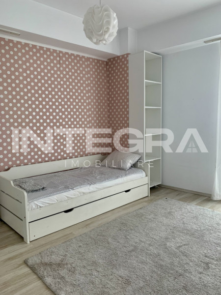 Apartament cu 3 Camere Decomandat in Zona Ira cu Priveliste Superba