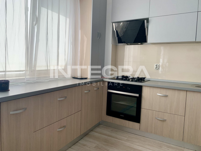 Apartament cu 3 Camere Decomandat in Zona Ira cu Priveliste Superba