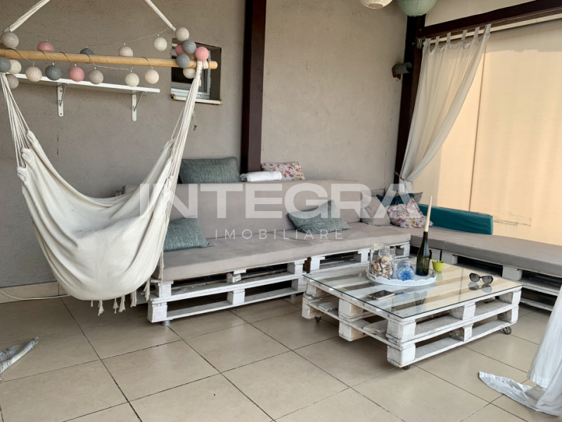 Apartament cu 3 Camere Decomandat in Zona Ira cu Priveliste Superba