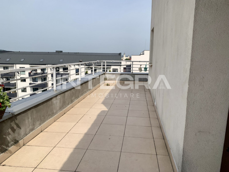 Apartament cu 3 Camere Decomandat in Zona Ira cu Priveliste Superba