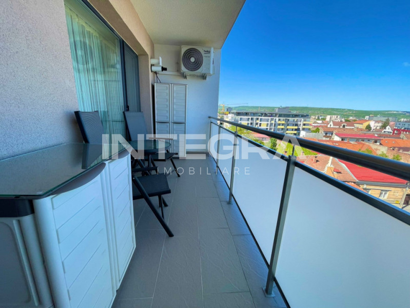 Inchiriez 2 Camere + Parcare, Scala Residence, Centru