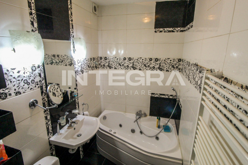 Vand Apartament Ultracentral | UMF | 2 Camere | Str. Victor Babes 