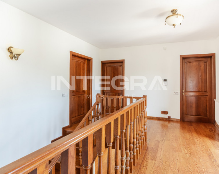 Vila de Vânzare 4 Camere | Cartier Europa | Finisaje Premium | Curte și Grădină 