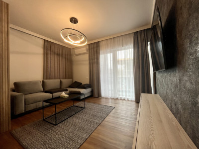 Închiriere Apartament 2 Camere | LUX | Cu Parcare | Near Central Park