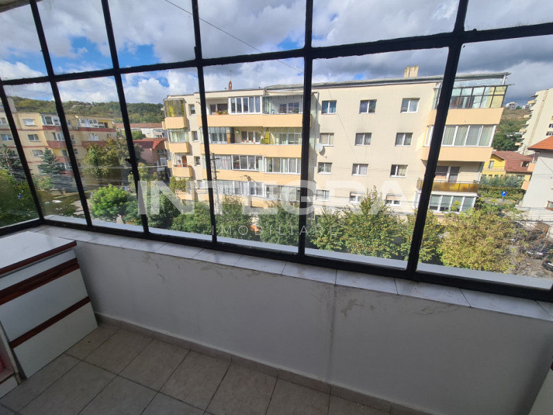 Închiriere 3 Camere Decomandate | Cat Friendly| Parcare |  Liceul O. Ghibu |