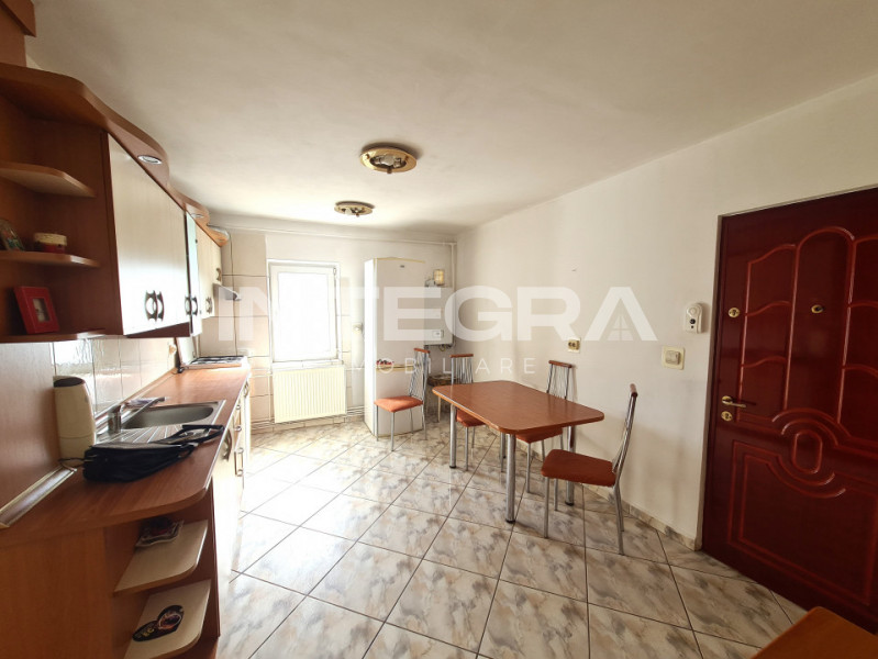 Închiriere 3 Camere Decomandate | Cat Friendly| Parcare |  Liceul O. Ghibu |