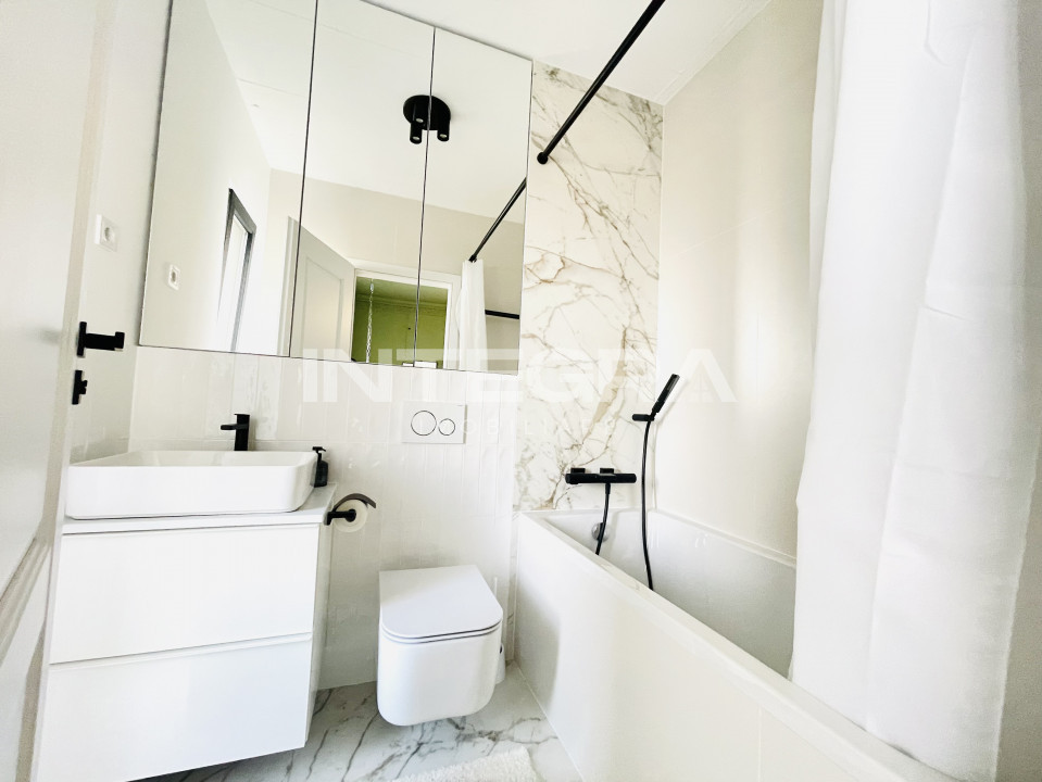 Inchiriez Apartament De Lux  | Cu 3 Camere + Parcare, Str. Eugen Ionesco