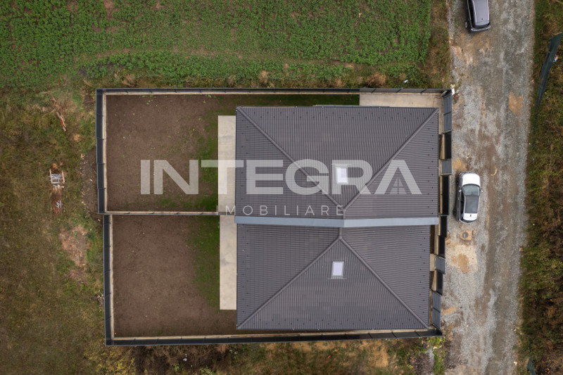 Comision 0% | Vand Casa Noua | 6 Camere cu 3 Dormitoare | Panorama Superba 