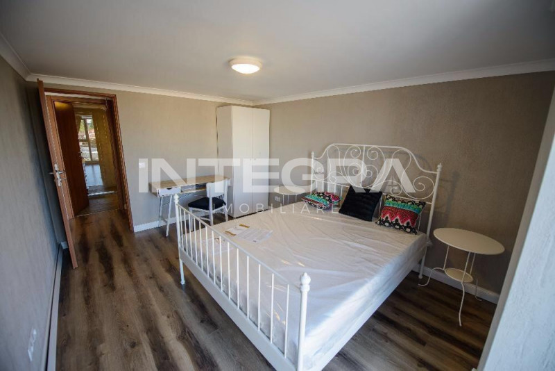 Pet Friendly! Apartament De Lux Pe Doua Nivele Situat In Centrul Orasului