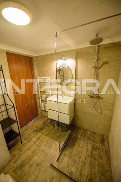 Pet Friendly! Apartament De Lux Pe Doua Nivele Situat In Centrul Orasului