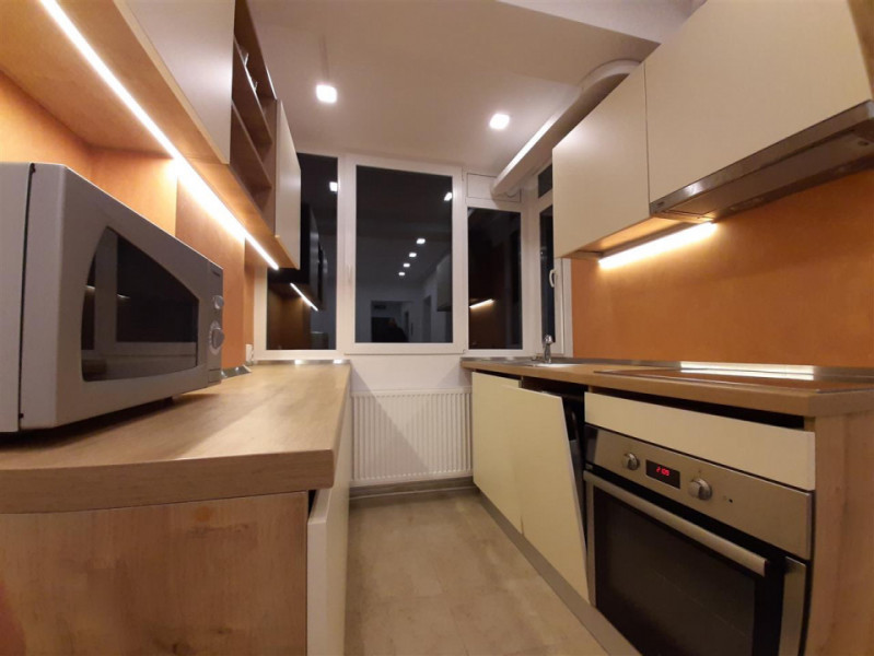 Apartament Trei Camere Ultra Modern Cu Parcare! Grigorescu, Taietura Turcului!