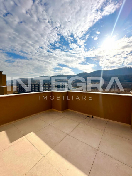 Penthouse LUX | 3 camere | 3 terase | Vedere panoramica | Mobilat si utilat 