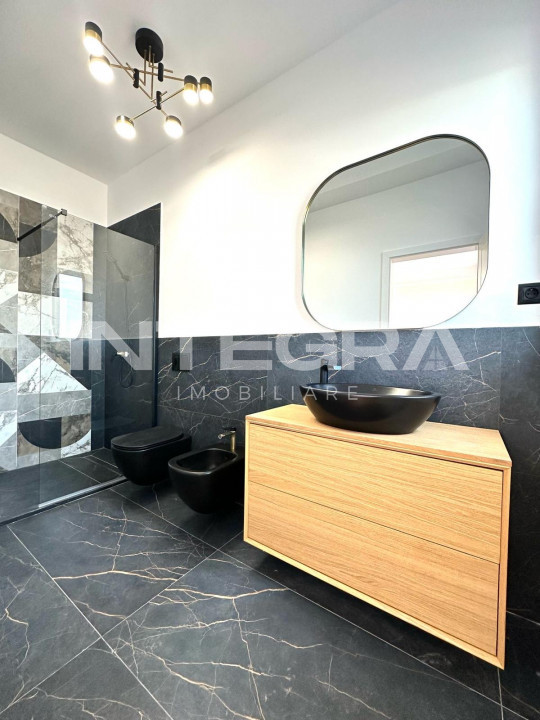 Penthouse LUX | 3 camere | 3 terase | Vedere panoramica | Mobilat si utilat 