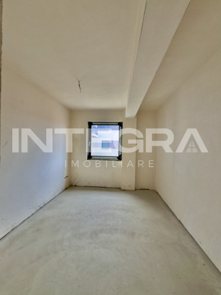 3 camere | 2 Băi | Comision 0 | Parcare Proprie | Parculeț | Semifinisat 