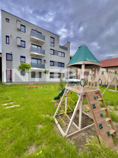 3 camere | 2 Băi | Comision 0 | Parcare Proprie | Parculeț | Semifinisat 