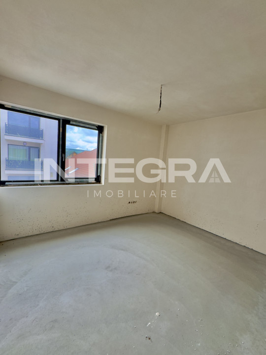 3 camere | 2 Băi | Comision 0 | Parcare Proprie | Parculeț | Semifinisat 