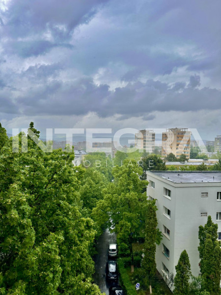 Comision 0% Vand Apartament 4 Camere Decomandat | Aurel Vlaicu | Expunere Sudica