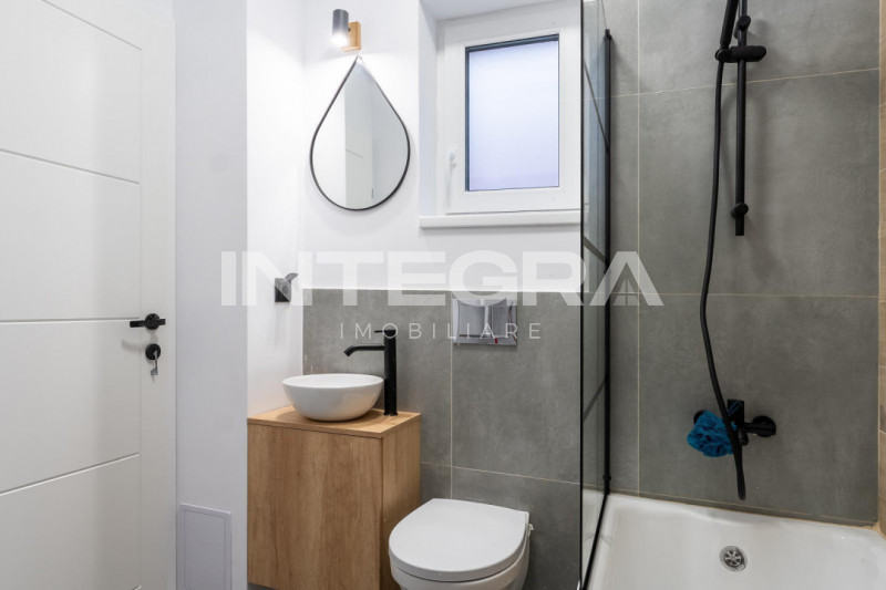 Vand Casa Gata de Mutat | 4 Camere cu 3 Bai | Ideala Familie | Floresti
