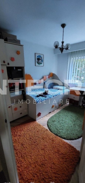 Vand 3 Camere Decomandate | Etaj 1/4  | Centru, Zona Piata Cipariu