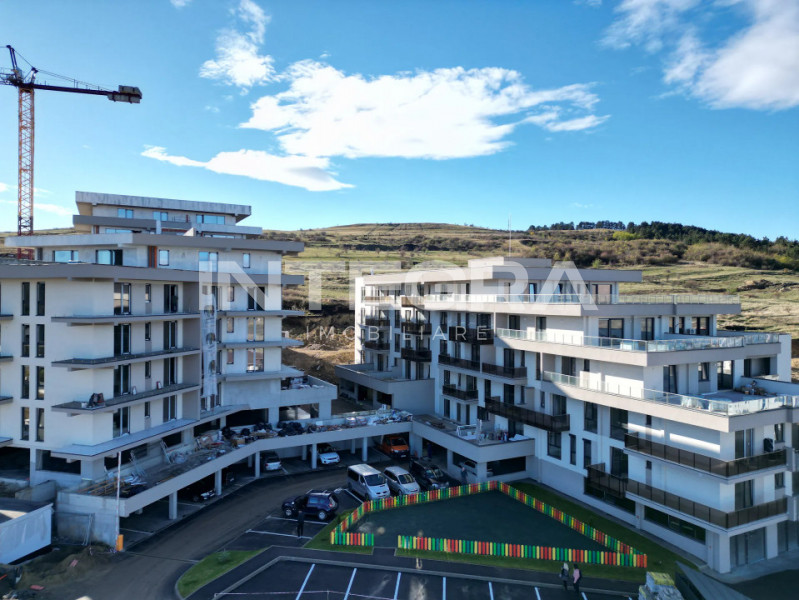 Vand 2 Camere Ideal Credit Ipotecar | Panoramă Superbă | Zona Vivo ( Polus)