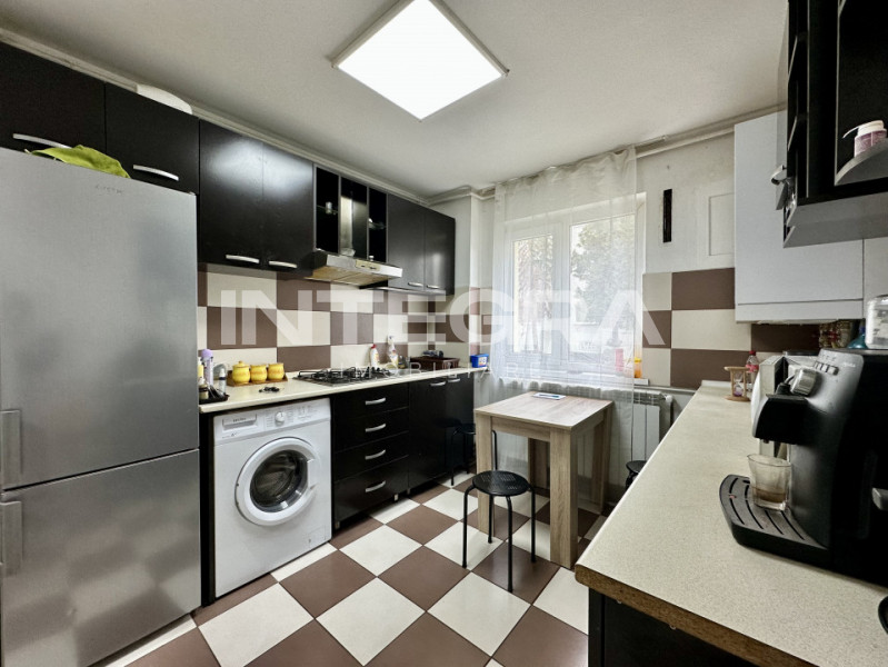 Vand Apartament 3 Camere | Etaj Unu | Zona Primariei Grigorescu, Str. Vlahuta