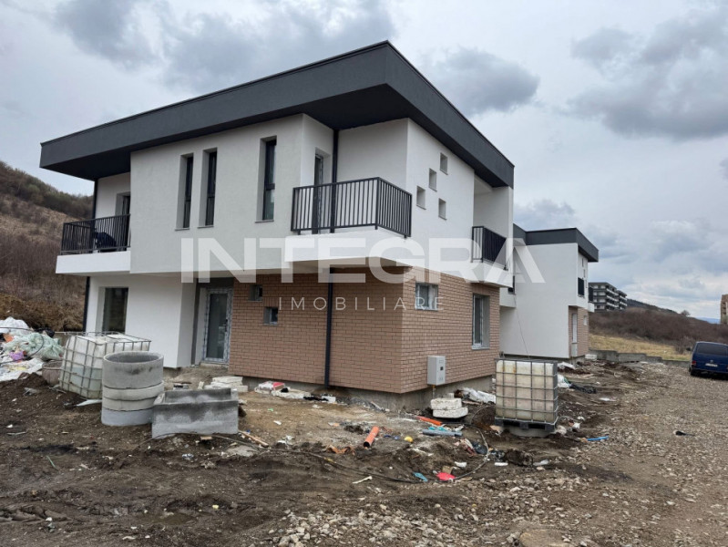 De Vanzare Unitate Triplex | Semifinisat | Floresti | Zona linistita 