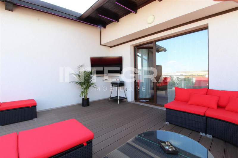 Vand Penthouse Elegant |  2 Parcari Subterane | Terasa Panoramica |  Marasti