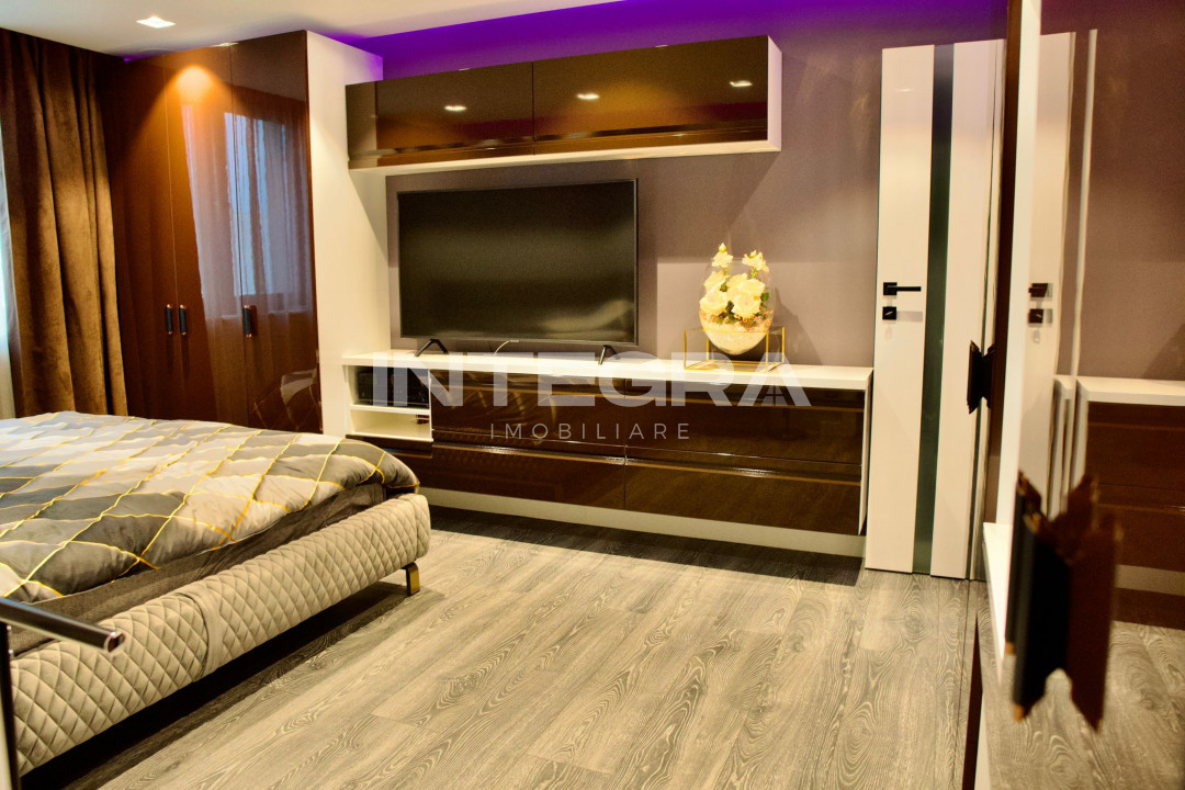 Vand Penthouse Elegant |  2 Parcari Subterane | Terasa Panoramica |  Marasti