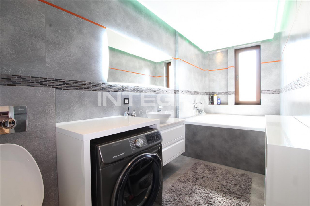 Vand Penthouse Elegant |  2 Parcari Subterane | Terasa Panoramica |  Marasti