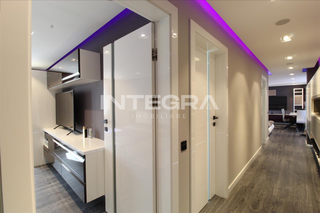 Vand Penthouse Elegant |  2 Parcari Subterane | Terasa Panoramica |  Marasti