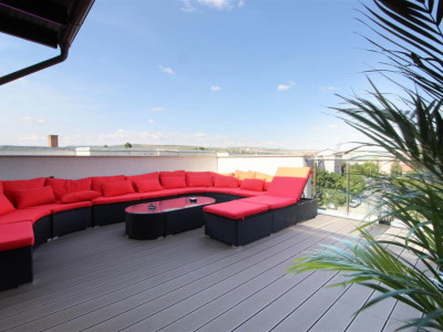 Vand Penthouse Elegant |  2 Parcari Subterane | Terasa Panoramica |  Marasti