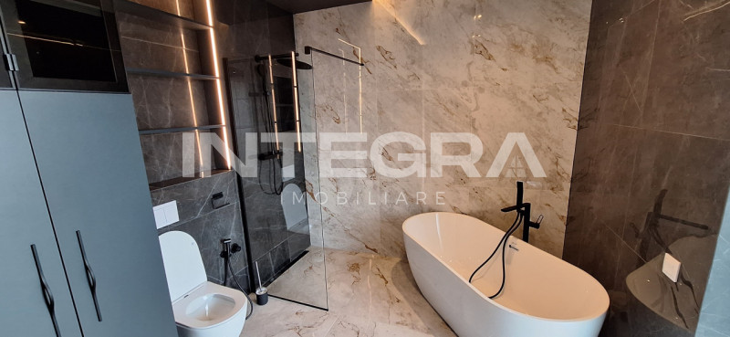 De Inchiriat Penthouse De Lux | Zona Central | Parcare Subterana | 54 mp Terasa 