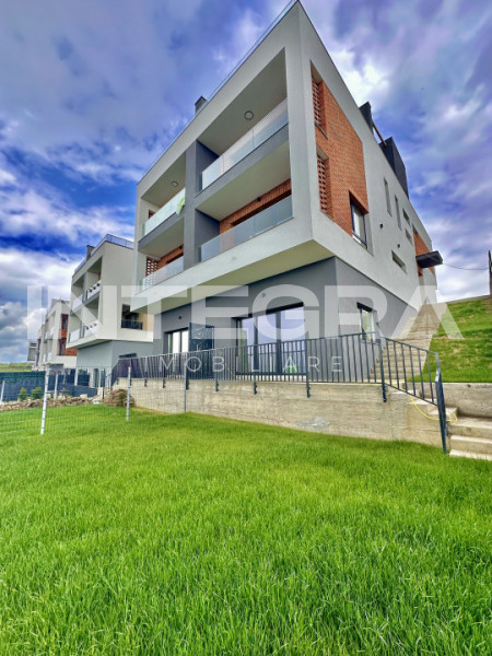 Casa Finisata | 193Mp  cu  Terasa Panoramica 65Mp | Parcare | Cart. Tineretului