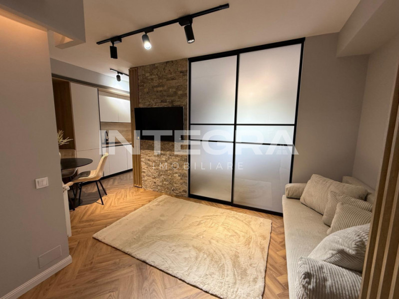 Apartament 2 camere | Ultrafinisat | Complet utilat | Parcare proprie