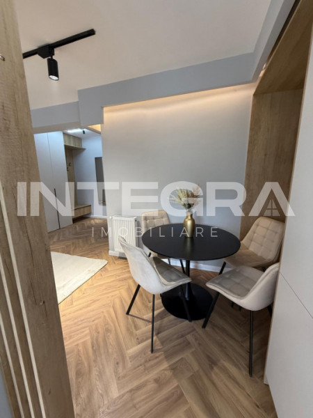 Apartament 2 camere | Ultrafinisat | Complet utilat | Parcare proprie
