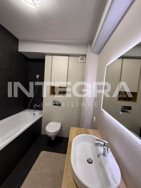 Apartament 2 camere | Ultrafinisat | Complet utilat | Parcare proprie