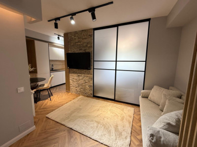 Apartament 2 camere | Ultrafinisat | Complet utilat | Parcare proprie