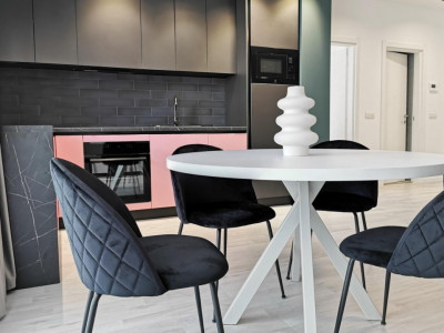 Inchiriez 2 Camere Cu Parcare Subterana | Zona The Office | Ideal un Cuplu