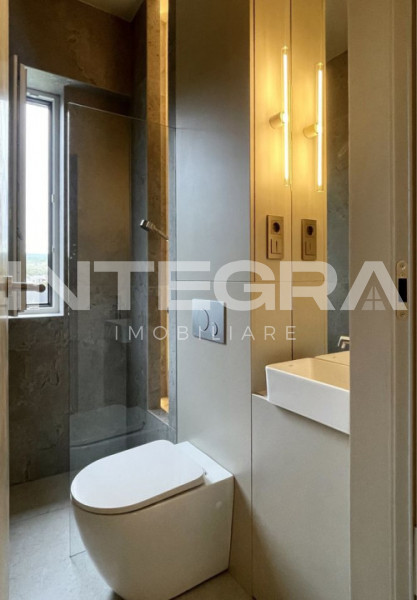 De Inchiriat | Apartament 3 camere | 70 mp | 2 bai | Parcare | Roata Faget 