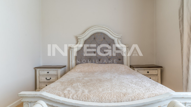 Panorama Clujului din Fiecare Fereastră: Eleganță Italiană lângă Parcul Central