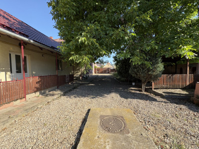 De inchiriat casa in Floresti | Ideal sediu birou sau pentru o familie 