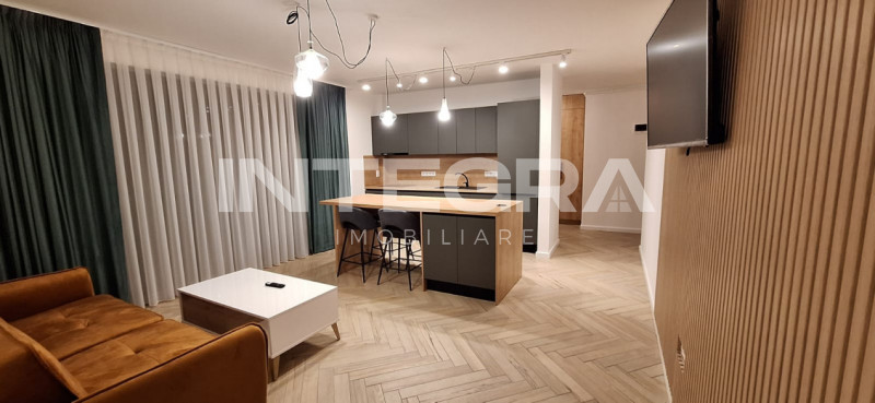 Vand Apartament Central 2 camere | Bloc Nou | La Cheie | Totul Nou